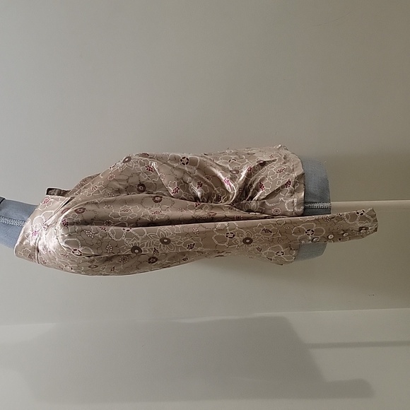 NWOT WOMEN'S ESCADA 100% SILK FLORAL cream long sleeve collar blouse size 36 - Picture 9 of 10